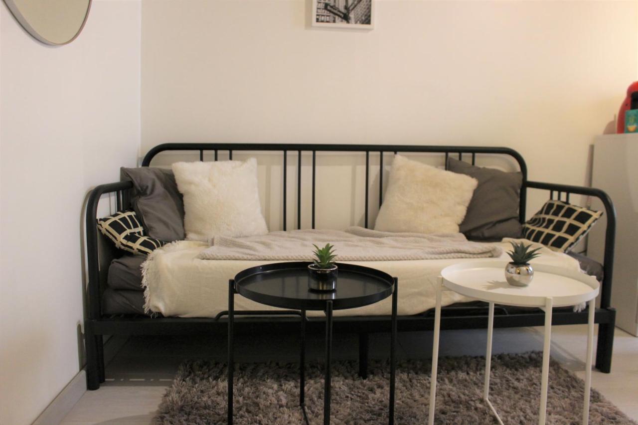 Studio Moderne Et Cosy Apartment มงต์เปอลิเยร์ ภายนอก รูปภาพ