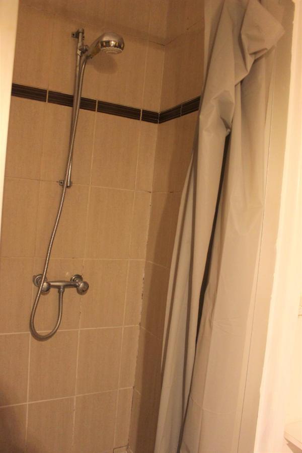 Studio Moderne Et Cosy Apartment มงต์เปอลิเยร์ ภายนอก รูปภาพ